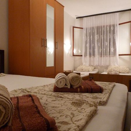 Apartments Aleksic Sutomore Ngoại thất bức ảnh
