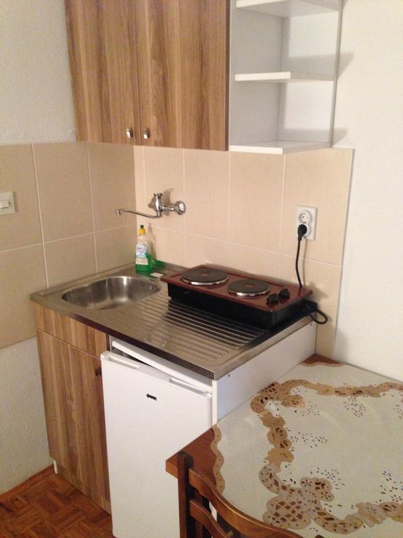 Apartments Aleksic Sutomore Phòng bức ảnh