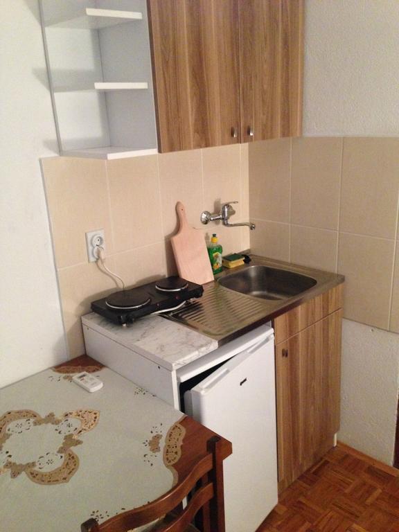Apartments Aleksic Sutomore Phòng bức ảnh